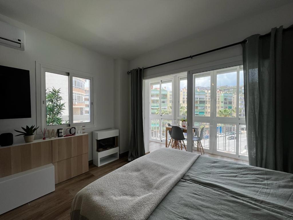Lux Apartment By Namaste Elite 토레몰리노스 외부 사진